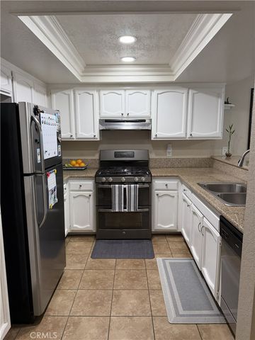 2599 Walnut 205, Signal Hill, CA 90755