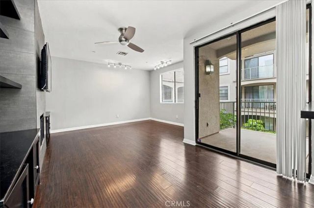 555 Maine 330, Long Beach, CA 90802