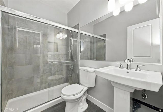 555 Maine 330, Long Beach, CA 90802