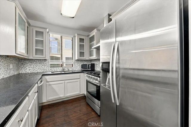 555 Maine 330, Long Beach, CA 90802