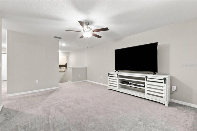1736 RED LOOP, Lakeland, FL 33801
