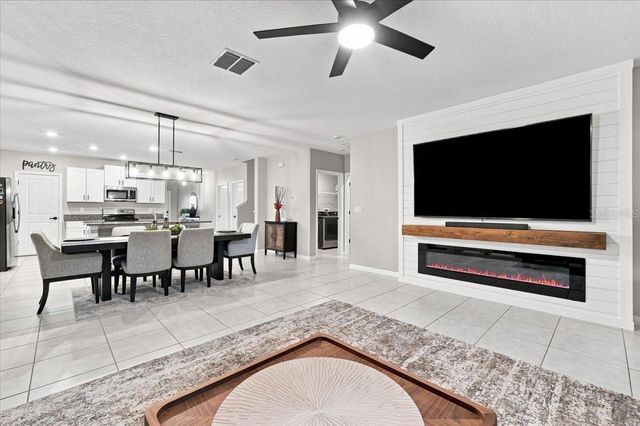 1736 RED LOOP, Lakeland, FL 33801