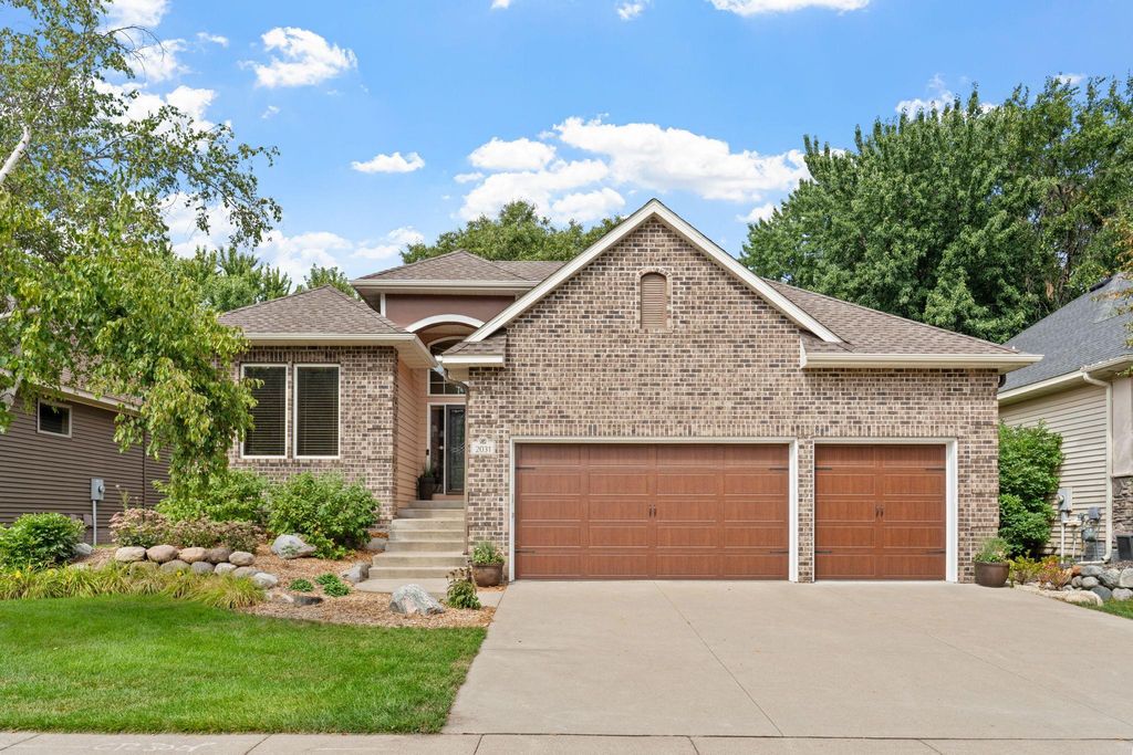 2031 118th Avenue NE, Blaine, MN 55449 — exterior