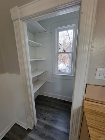 636 W Creighton Avenue, Fort Wayne, IN 46807