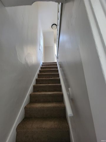 636 W Creighton Avenue, Fort Wayne, IN 46807