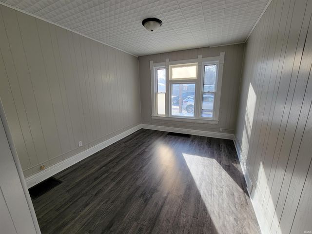 636 W Creighton Avenue, Fort Wayne, IN 46807