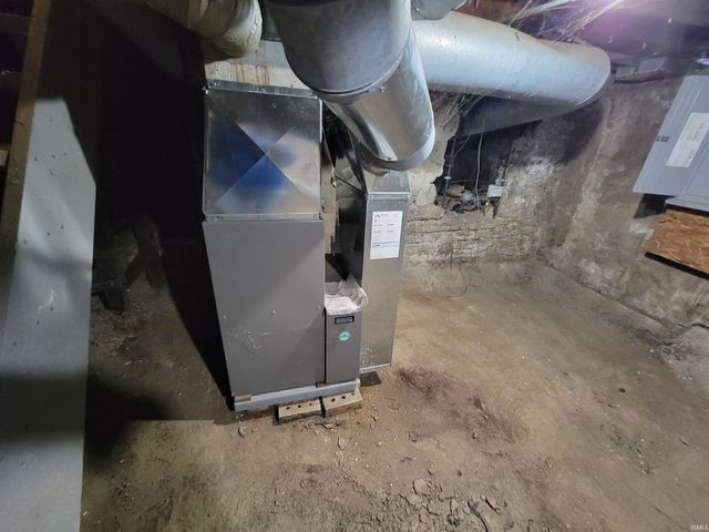 636 W Creighton Avenue, Fort Wayne, IN 46807