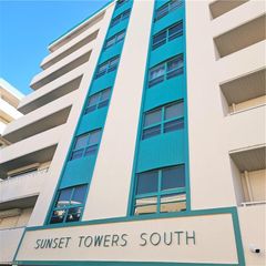 4807 Sunset CT # 107, Cape Coral, FL 33904