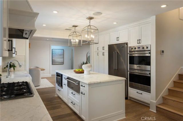 433 Seaward, Corona Del Mar, CA 92625