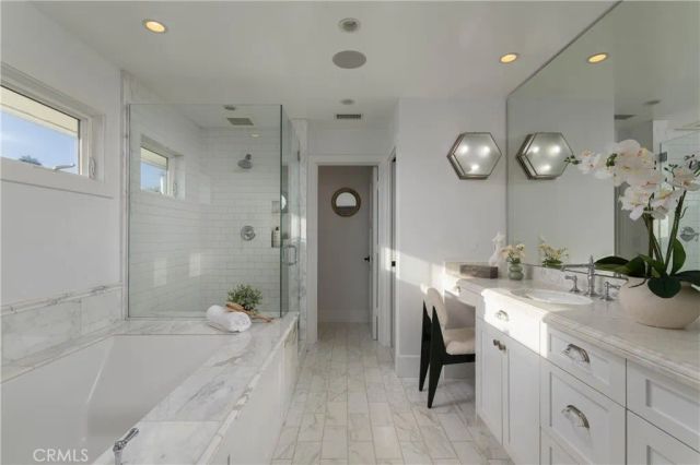 433 Seaward, Corona Del Mar, CA 92625