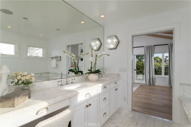 433 Seaward, Corona Del Mar, CA 92625