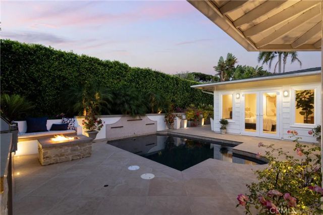433 Seaward, Corona Del Mar, CA 92625