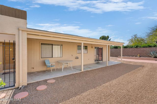 1897 N Fountain Park Drive, Tucson, AZ 85715