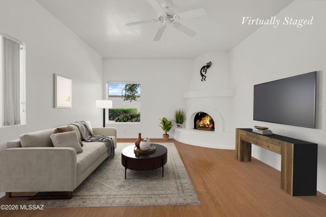 1897 N Fountain Park Drive, Tucson, AZ 85715