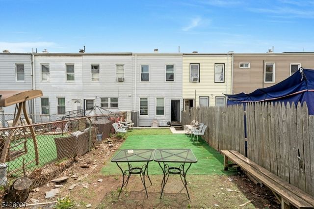 331 Forest, Kearny Town, NJ 07032