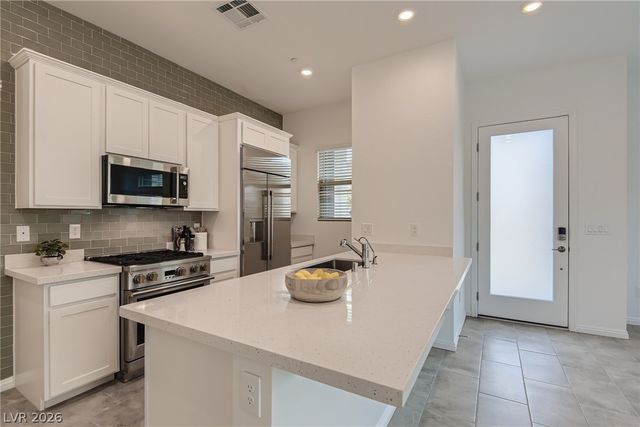 933 Mayfield Manor Lane, Las Vegas, NV 89138