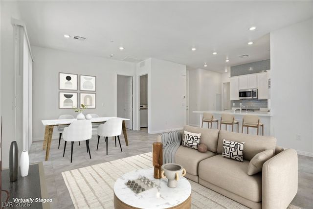 933 Mayfield Manor Lane, Las Vegas, NV 89138