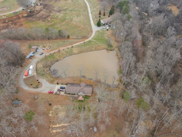 166 Double Bridge Road, Boiling Springs, SC 29316