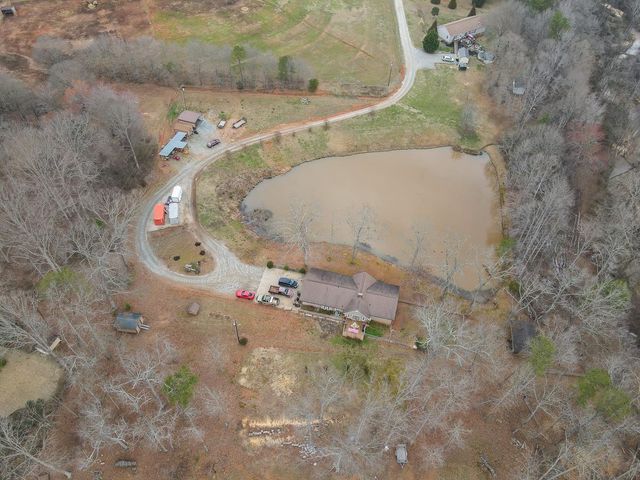 166 Double Bridge Road, Boiling Springs, SC 29316