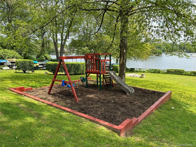 61 Manchester Road A-21, Eastchester, NY 10709