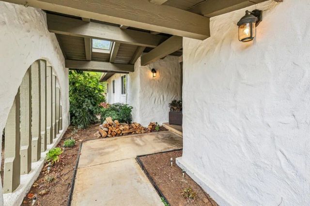 1052 Ranchito Vista, Alpine, CA 91901