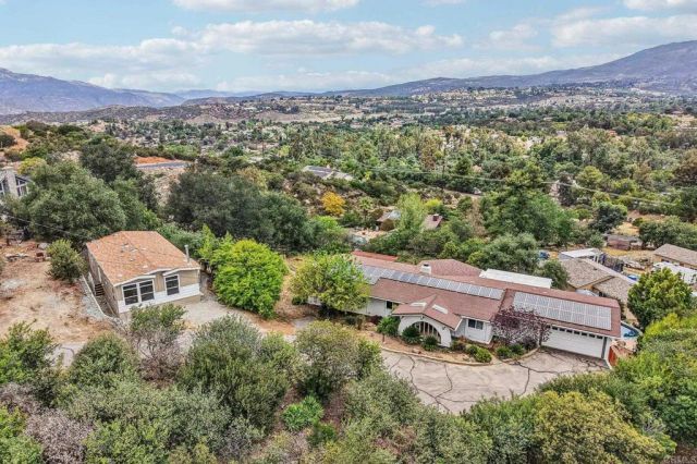 1052 Ranchito Vista, Alpine, CA 91901