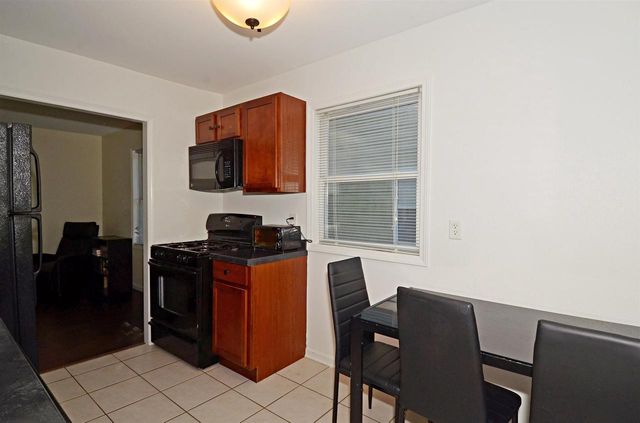 56 Craig Avenue, Madison, WI 53705