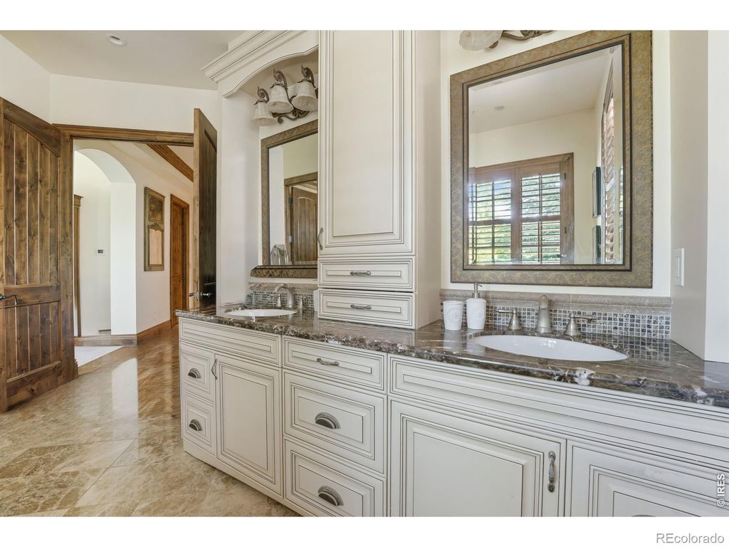 Image 18 of property listing at 4053 E Iris Court, Greenwood Village, CO 80121