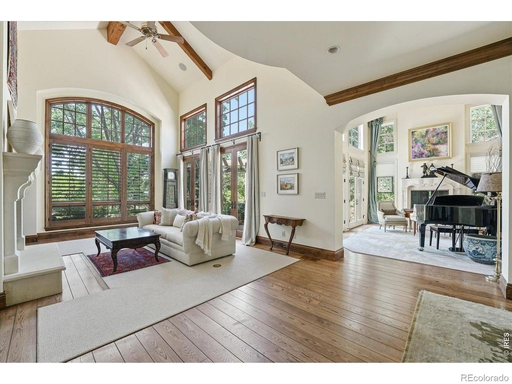 Image 3 of property listing at 4053 E Iris Court, Greenwood Village, CO 80121