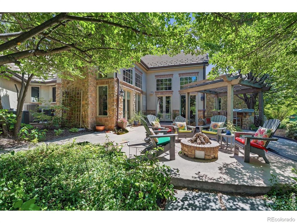 Image 32 of property listing at 4053 E Iris Court, Greenwood Village, CO 80121