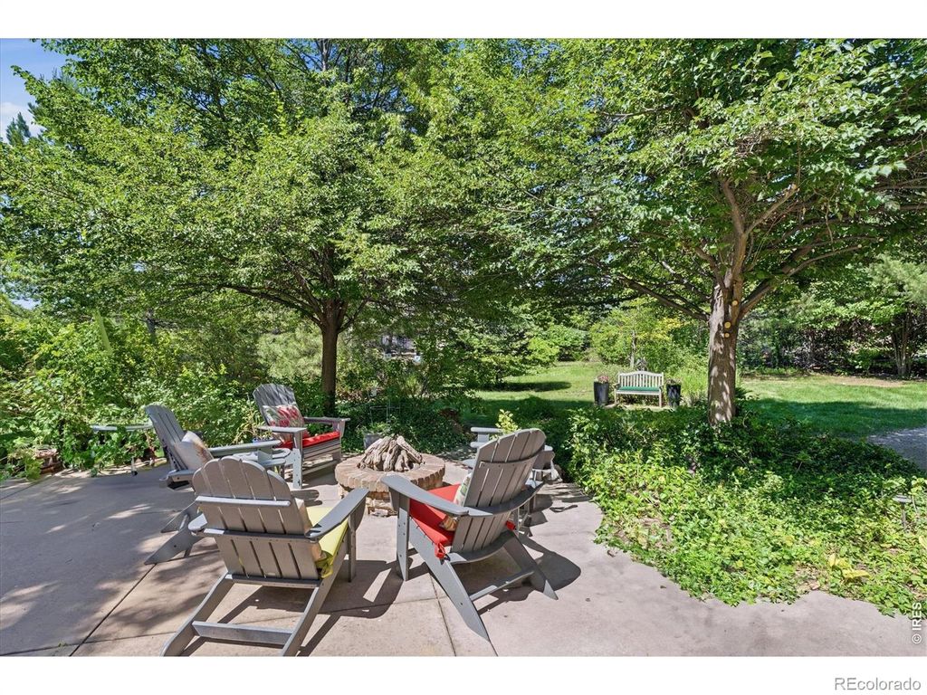 Image 34 of property listing at 4053 E Iris Court, Greenwood Village, CO 80121