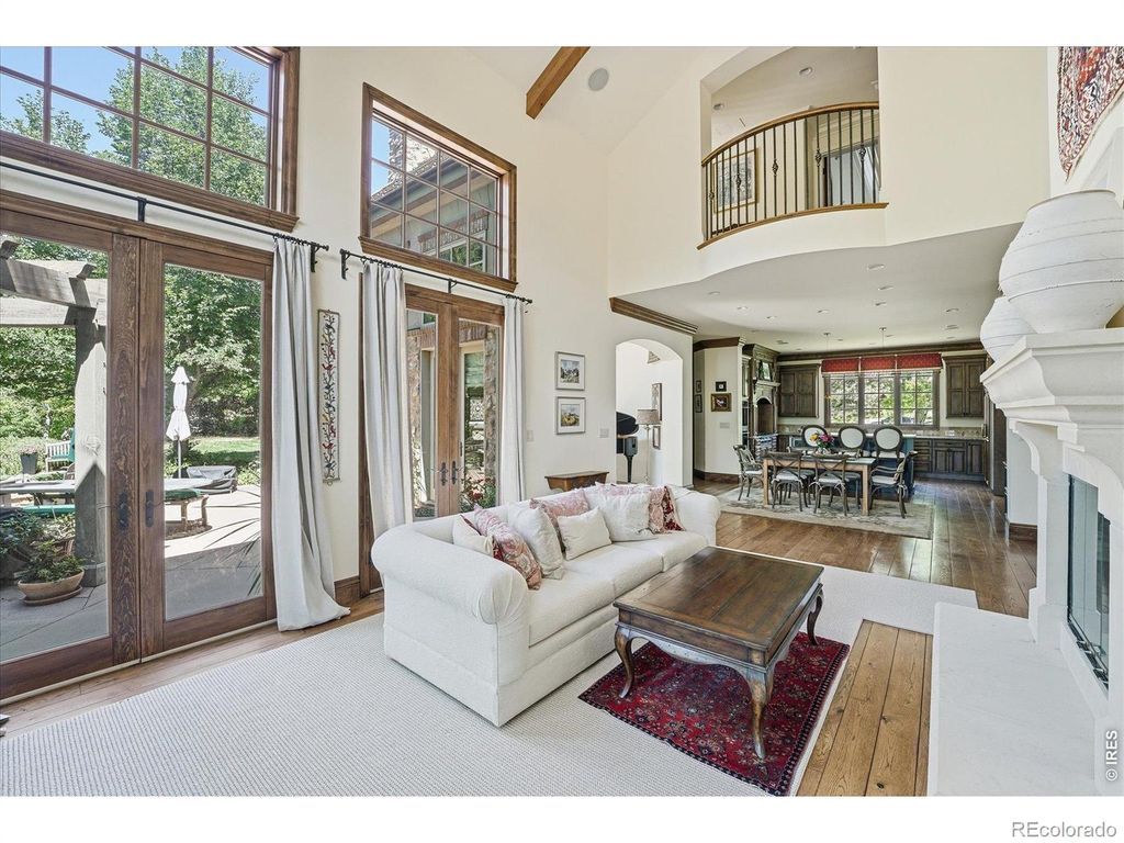 Image 5 of property listing at 4053 E Iris Court, Greenwood Village, CO 80121