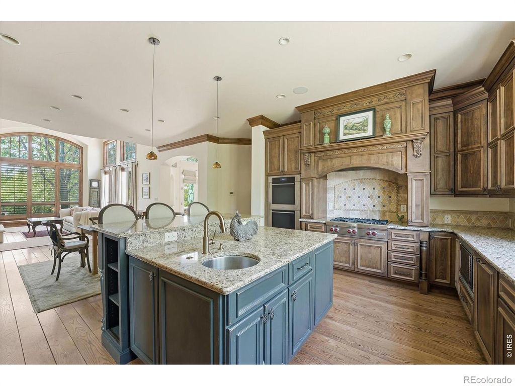 Image 8 of property listing at 4053 E Iris Court, Greenwood Village, CO 80121