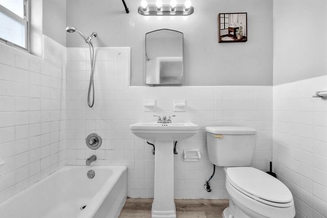 1925 NE 26th Street, Wilton Manors, FL 33305