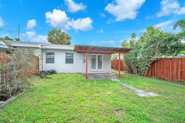 1925 NE 26th Street, Wilton Manors, FL 33305
