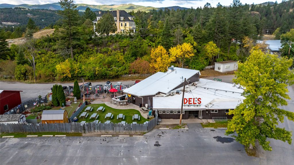 100 Somers Road, Somers, MT 59932