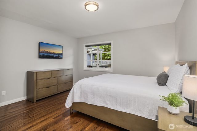 895 NW Elford Drive, Seattle, WA 98177