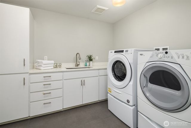 895 NW Elford Drive, Seattle, WA 98177