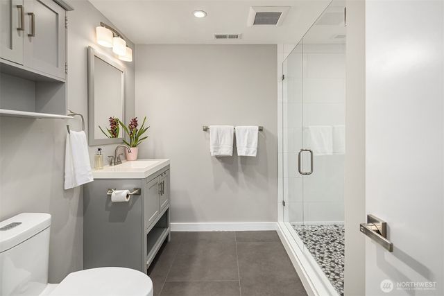 895 NW Elford Drive, Seattle, WA 98177