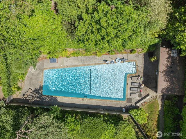 895 NW Elford Drive, Seattle, WA 98177