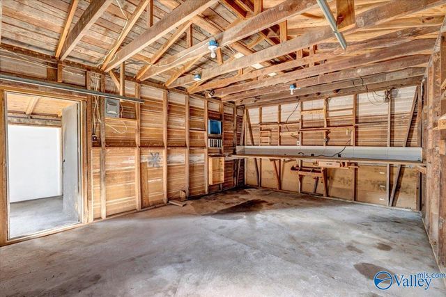 1318 Sheraton Road SE, Decatur, AL 35603