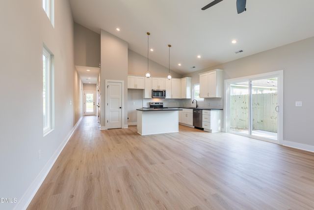 315 S Ethel Street, Selma, NC 27576