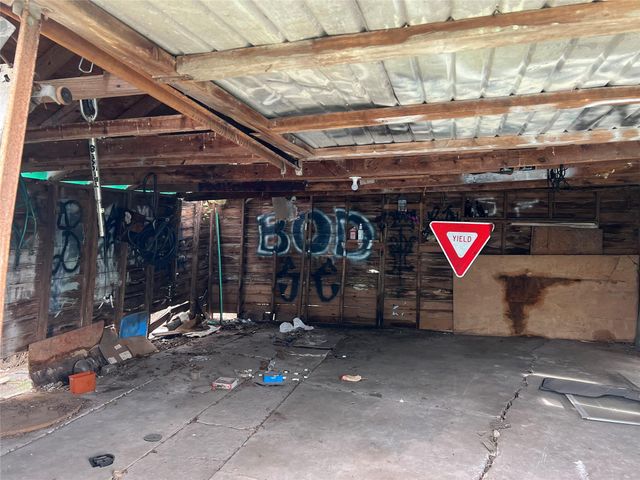 5745 Newport Street, Houston, TX 77023