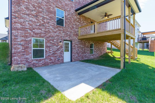 389 Williamsburg Dr, Mt Washington, KY 40047