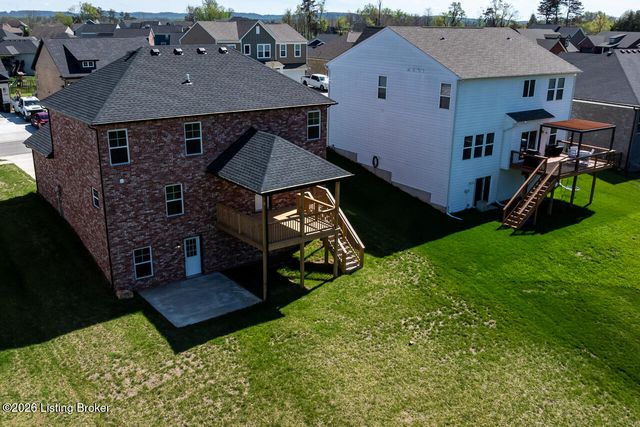 389 Williamsburg Dr, Mt Washington, KY 40047
