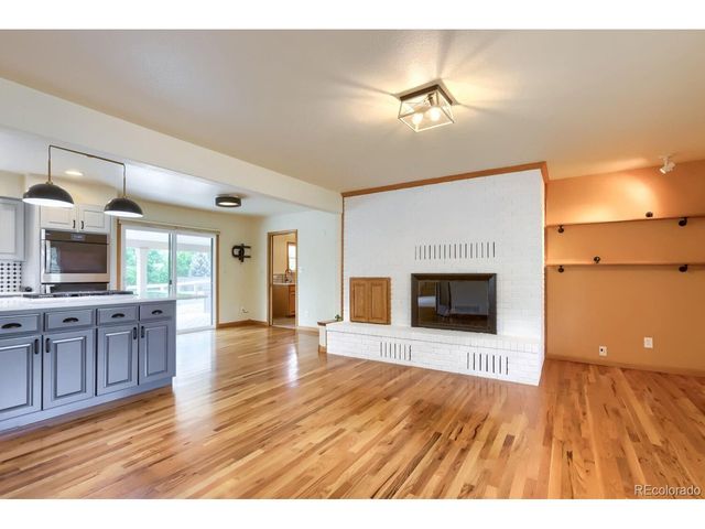 3518 Manzanita Dr, Loveland, CO 80537