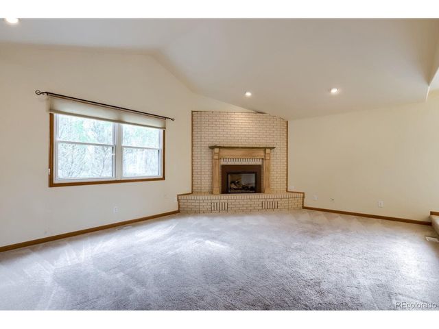 3518 Manzanita Dr, Loveland, CO 80537