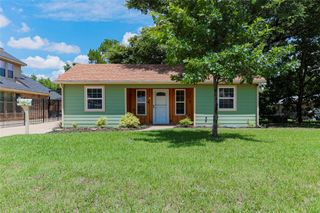 2320 Harris Lane, Haltom City, TX 76117