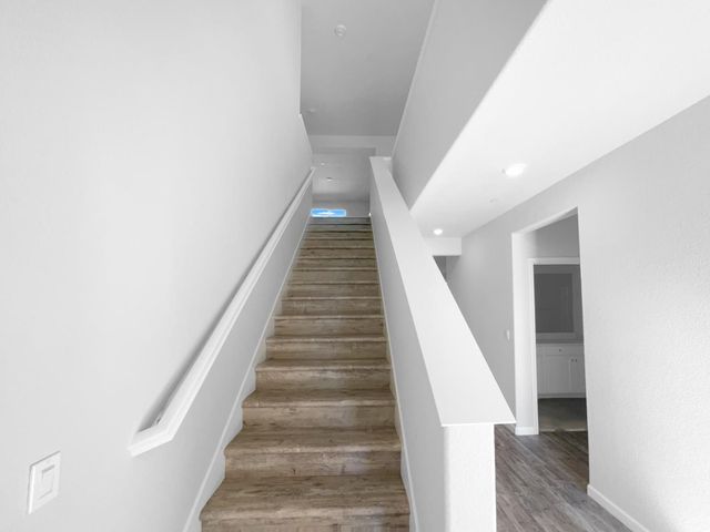 8416 Tapies Way, Elk Grove, CA 95624