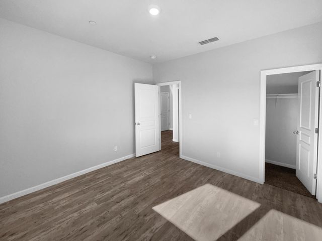 8416 Tapies Way, Elk Grove, CA 95624